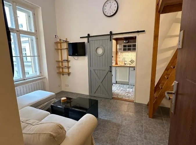 Cozy New Loft * Praga