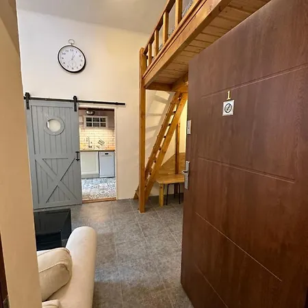 Cozy New Loft Apartment Prague