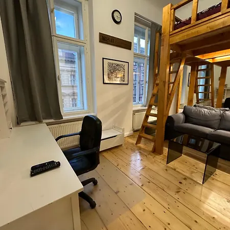 Cozy New Loft *